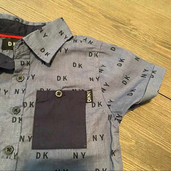 DKNY 3T short sleeve Blue button down shirt - Picture 3 of 7